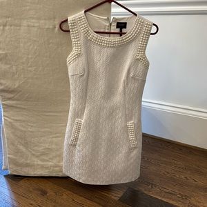 Cute retro shift for spring